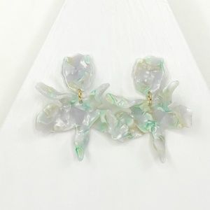 LELE SADOUGHI | Small Paper Lily Earrings in Mint
